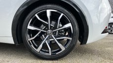 Toyota Prius 2.0 PHEV Design 5dr CVT Hatchback